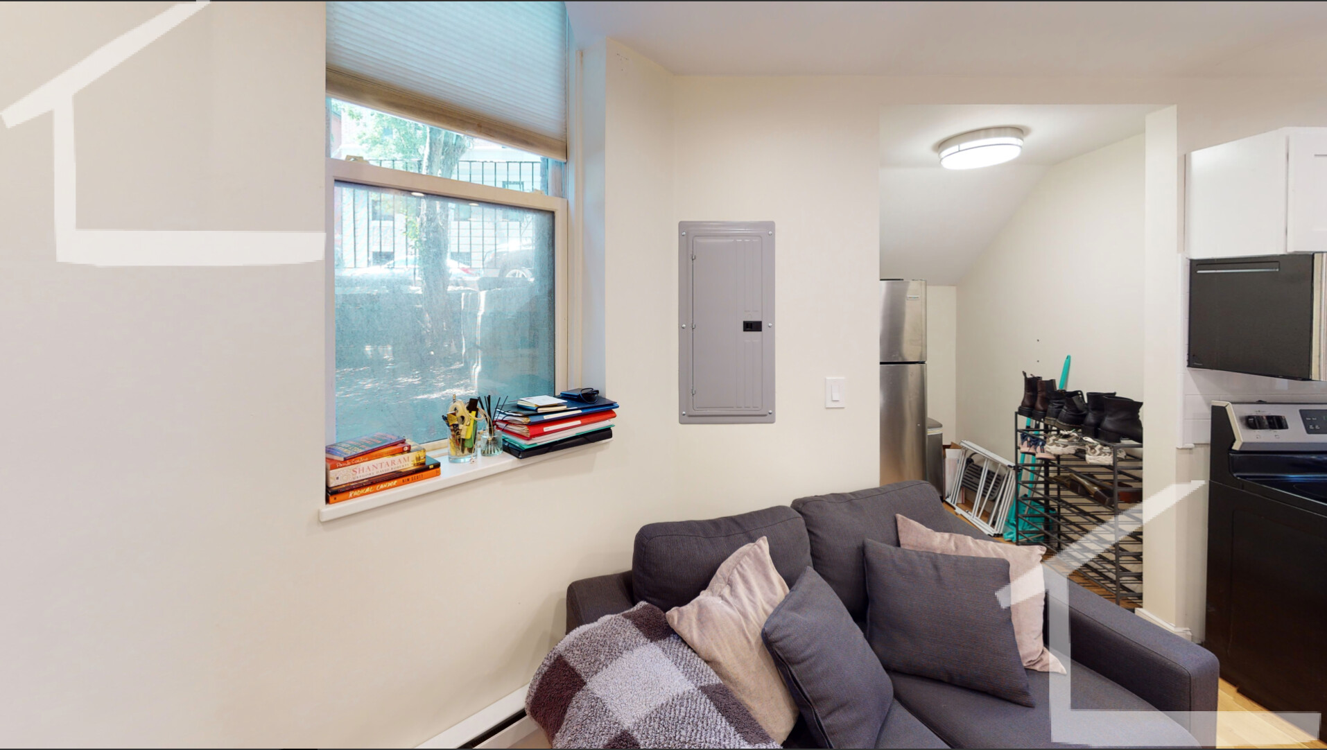 1 Gloucester St, Back Bay