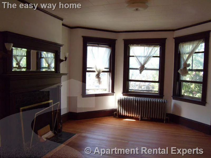 79 College Ave, Davis Square