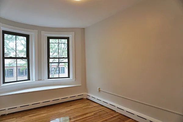 106 Willow St, Wellington-Harrington