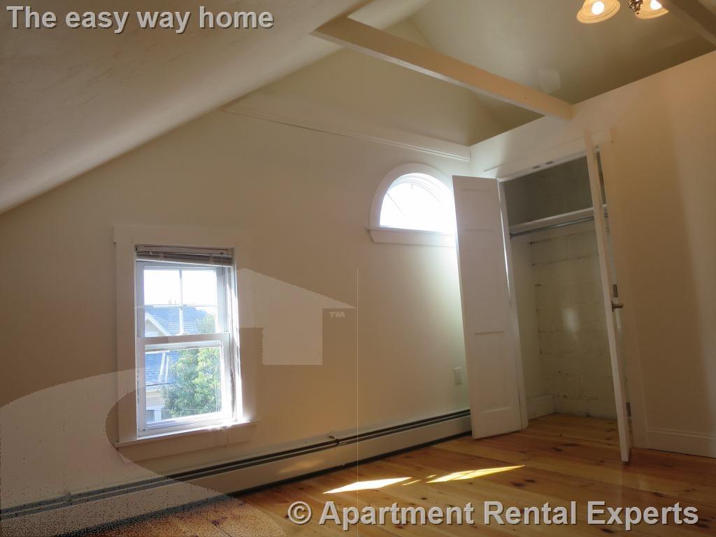 23 Lowell St, Porter Square