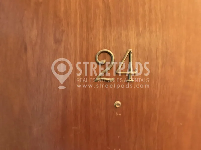 2018 Commonwealth Ave, Brighton