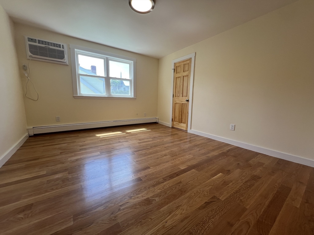 79 Walnut St, Belmont