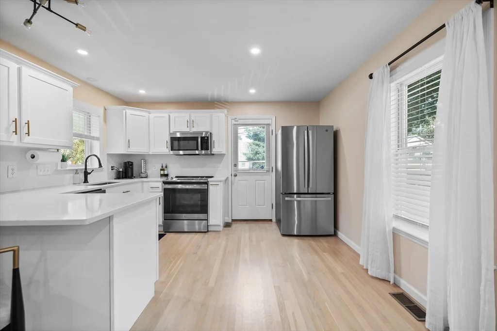 124 Washington St, Woburn