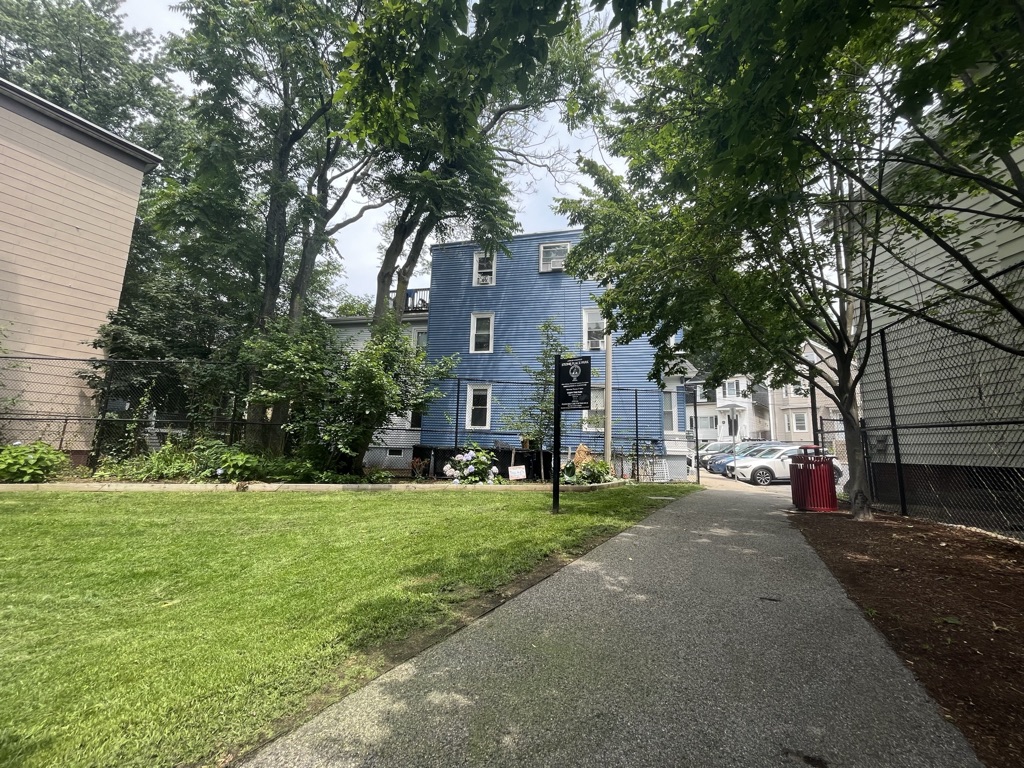 10 Homer Sq, Prospect Hill