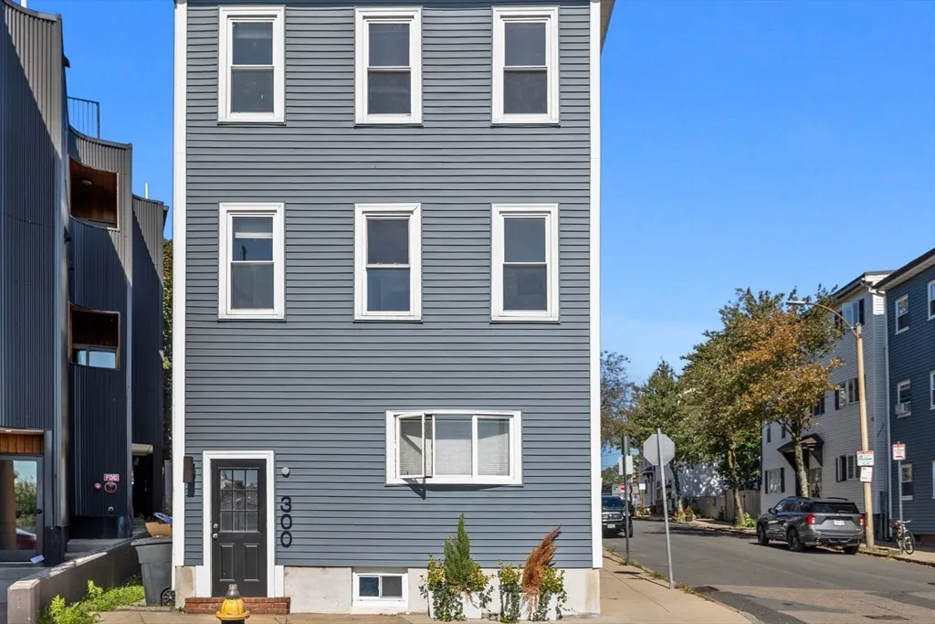 300 Marginal St, East Boston