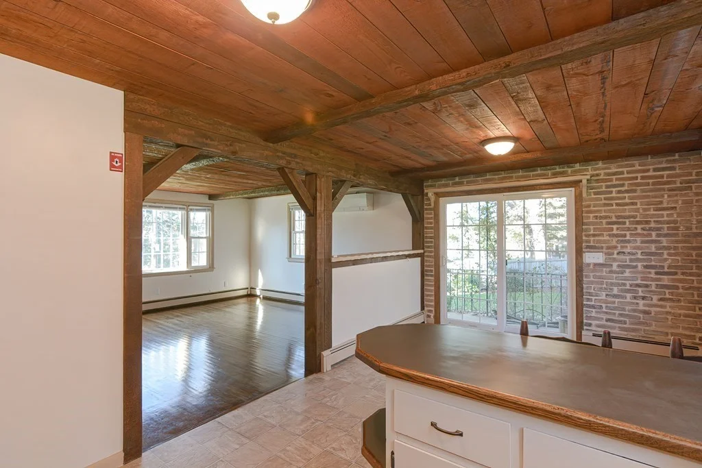 110 Oswego, Bellingham