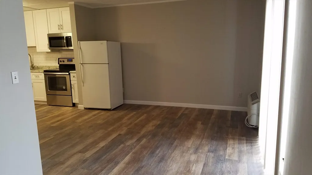 40 Cochituate Rd, Framingham