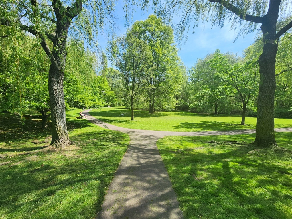 573 Washington St, Brookline