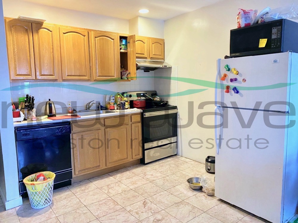 104 Hammond St, South End