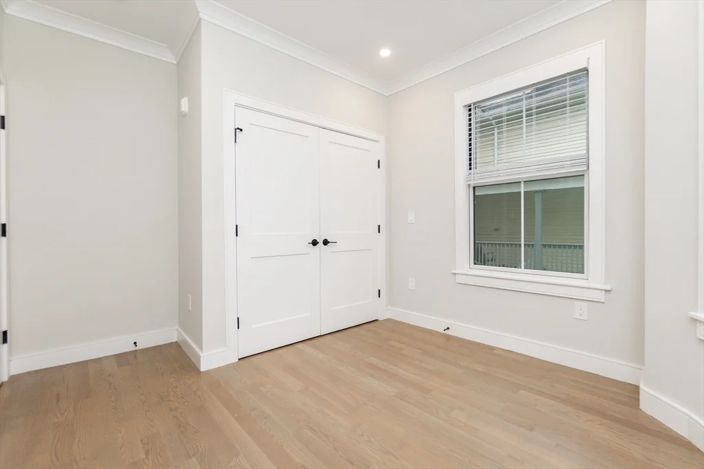 12 Reedsdale St, Allston