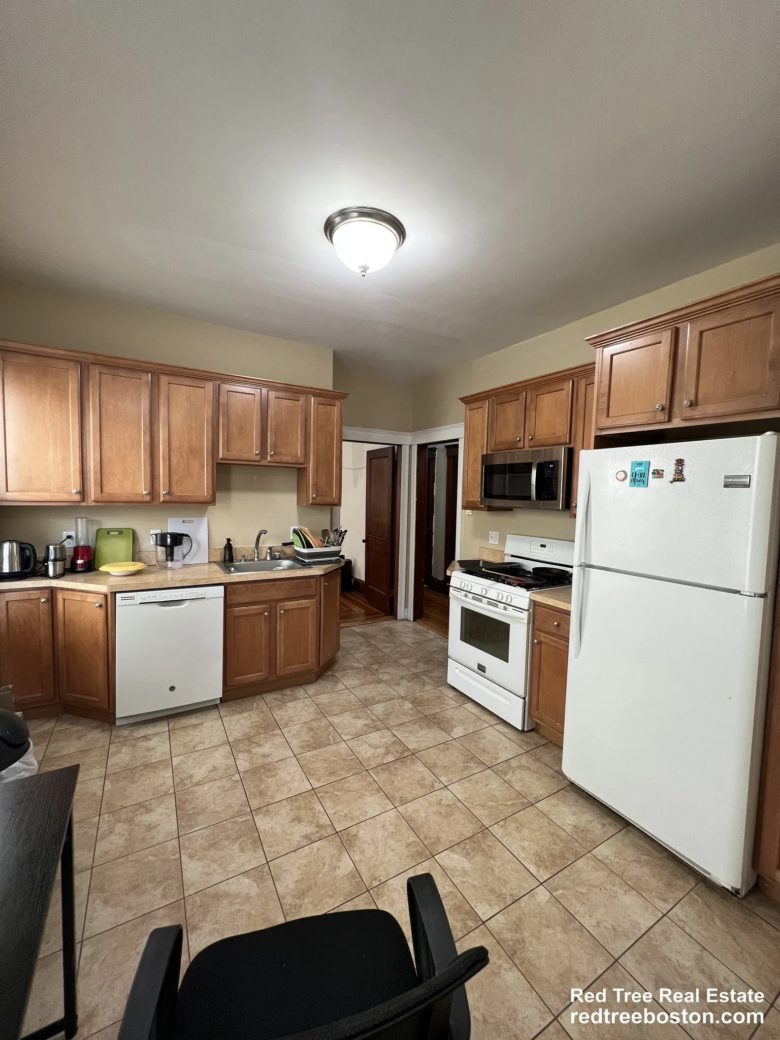 223 Holland St, Teele Square