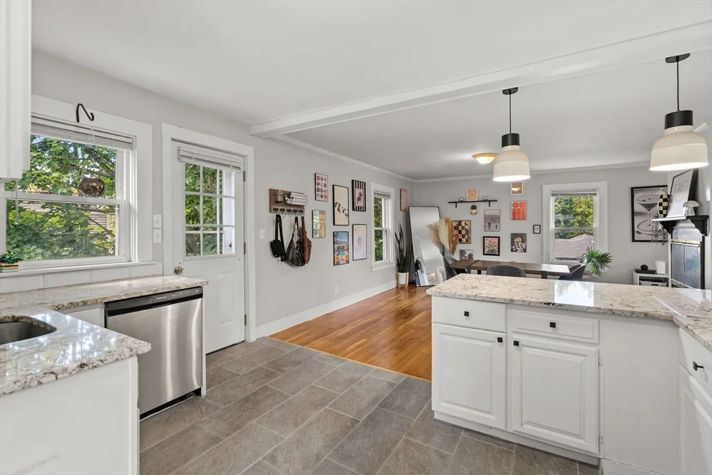 589 Willard St, Quincy
