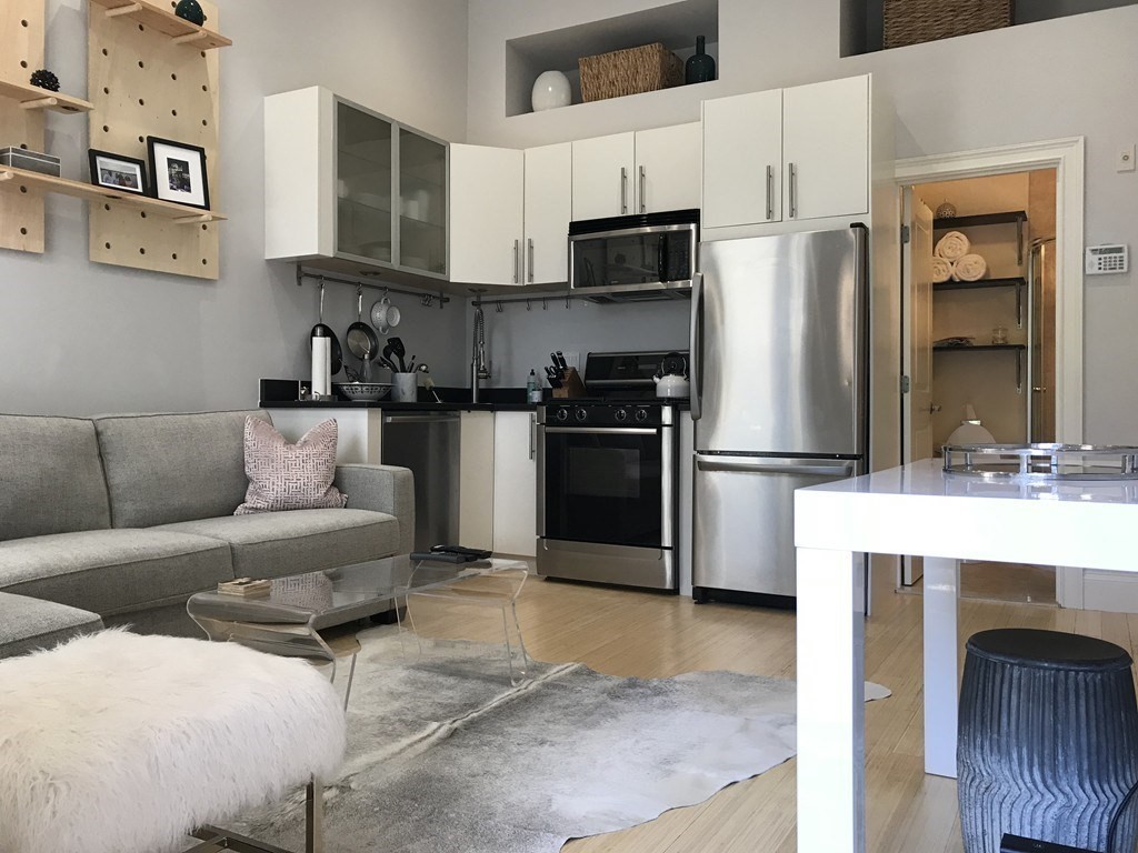 290 Columbus Ave, South End