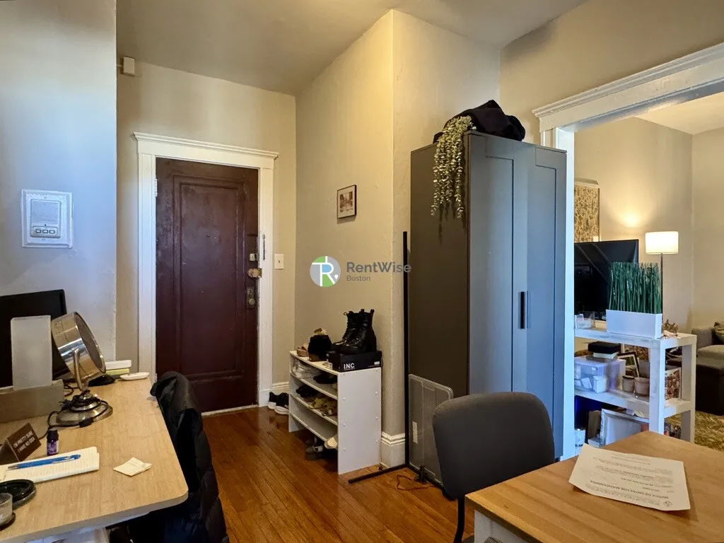 63 Woodstock Ave, Brighton