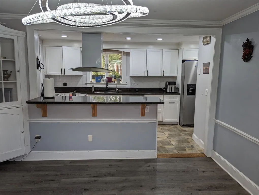 58 Hartford St, Natick