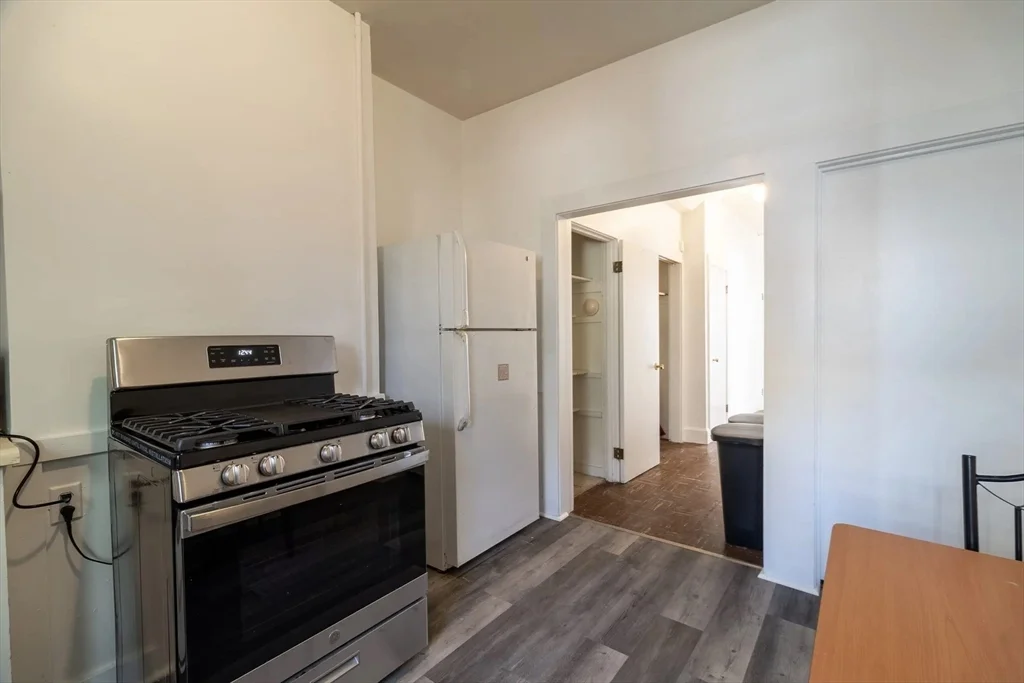 4A Sherman St, Neighborhood Nine