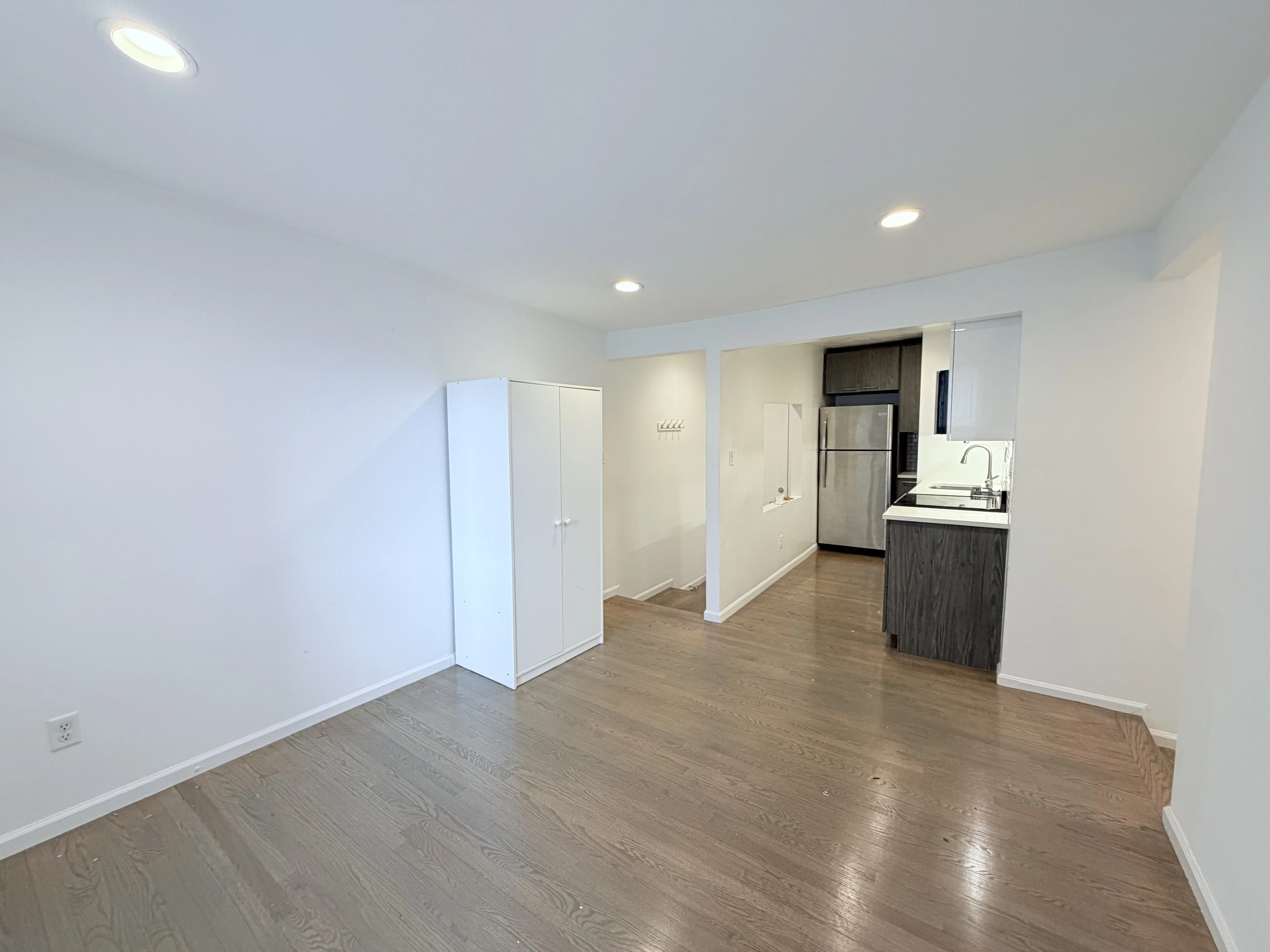 19 Peterborough St, Fenway