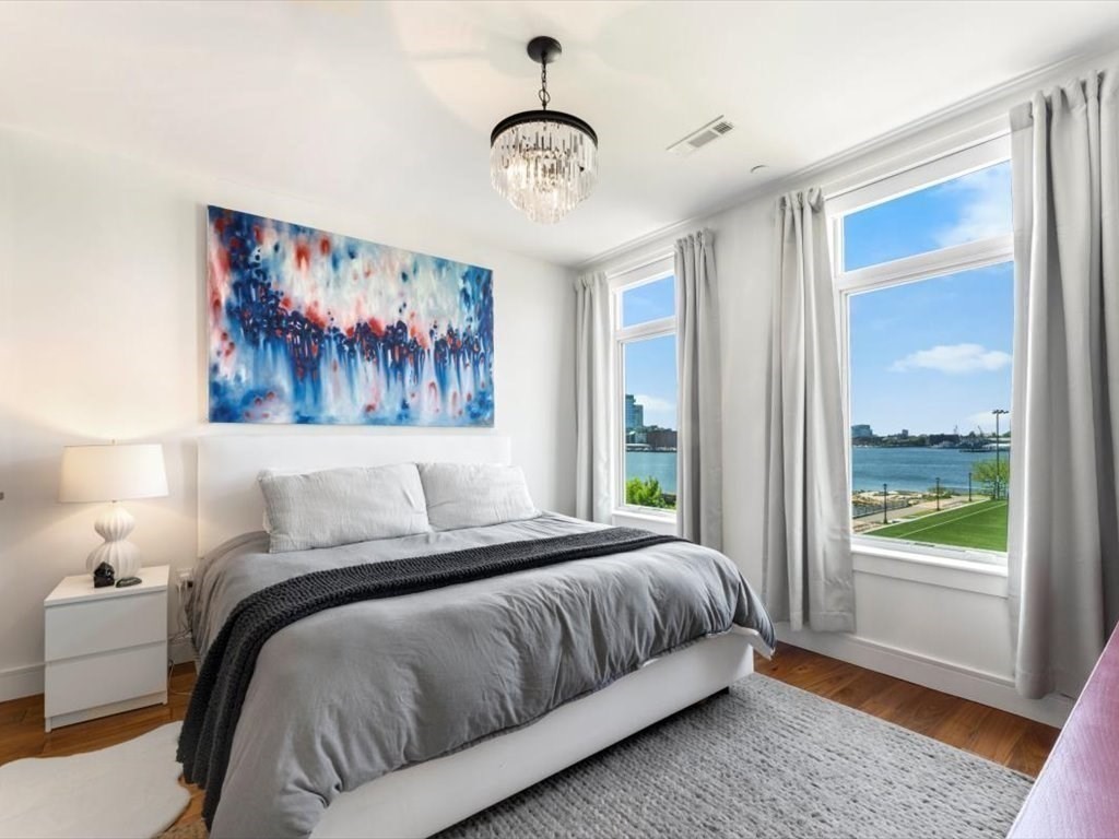 99 Sumner St, East Boston