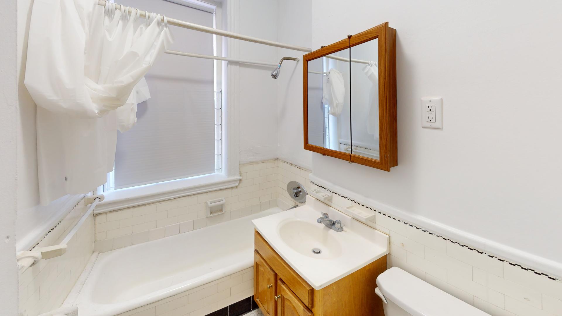 116 Washington St, Brighton