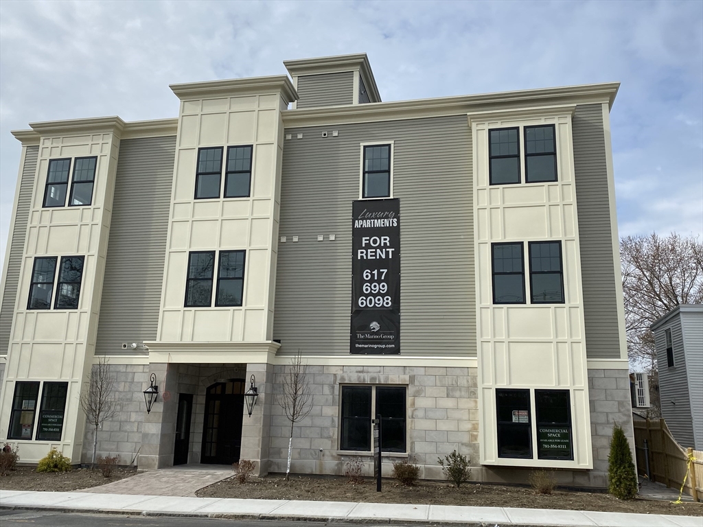 846 Main St, Winchester