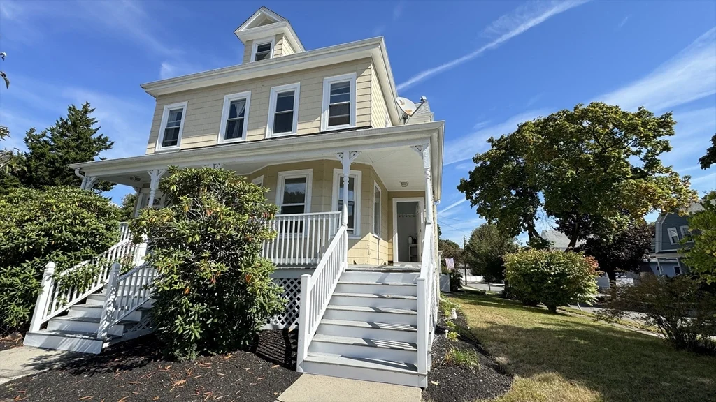 1117 Main St, Melrose