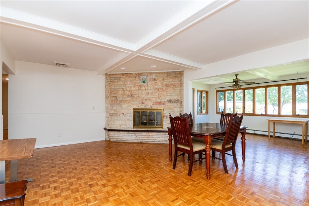 20 Mossdale, Jamaica Plain