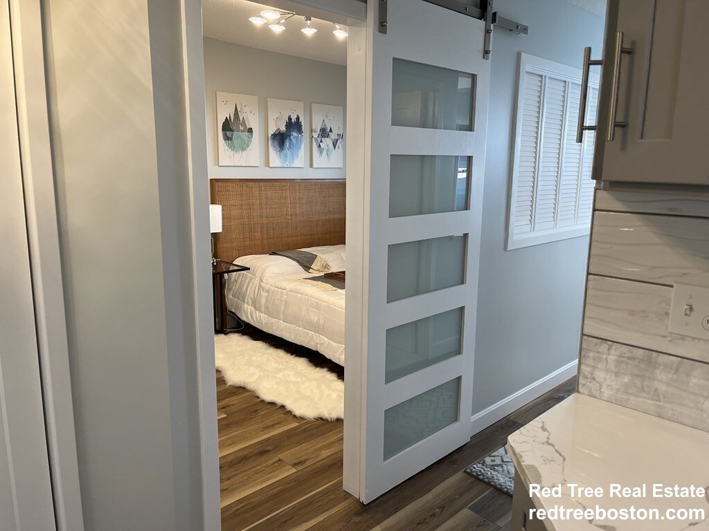 151 Tremont St, Midtown