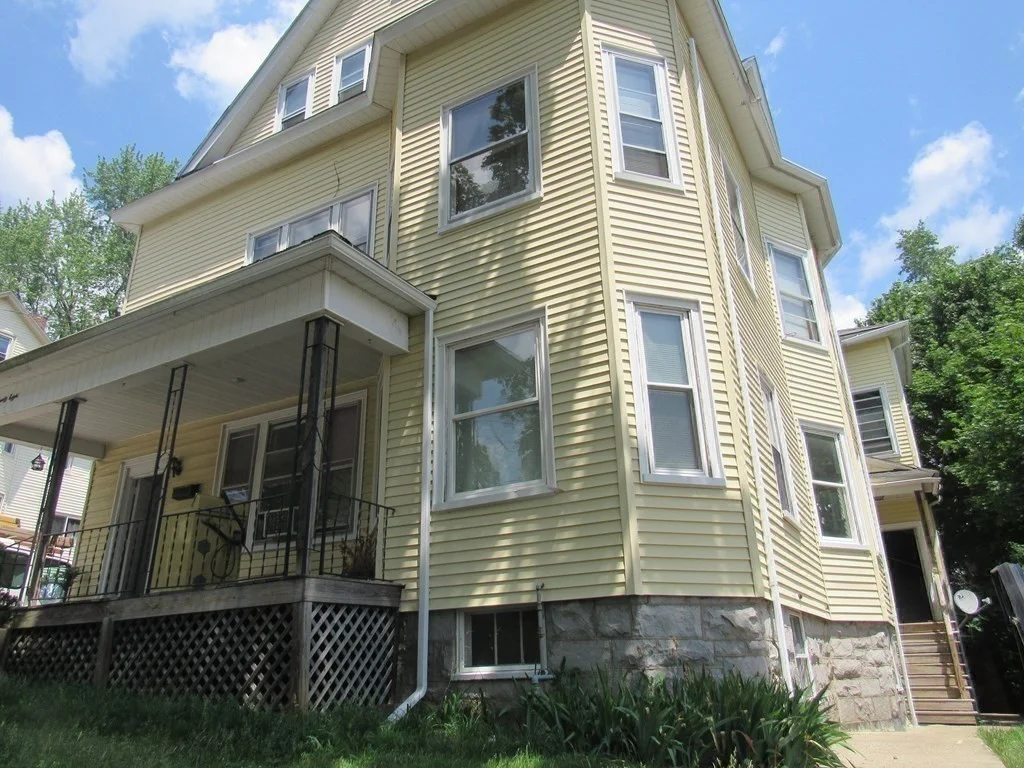 98 Brookline St, Webster Square