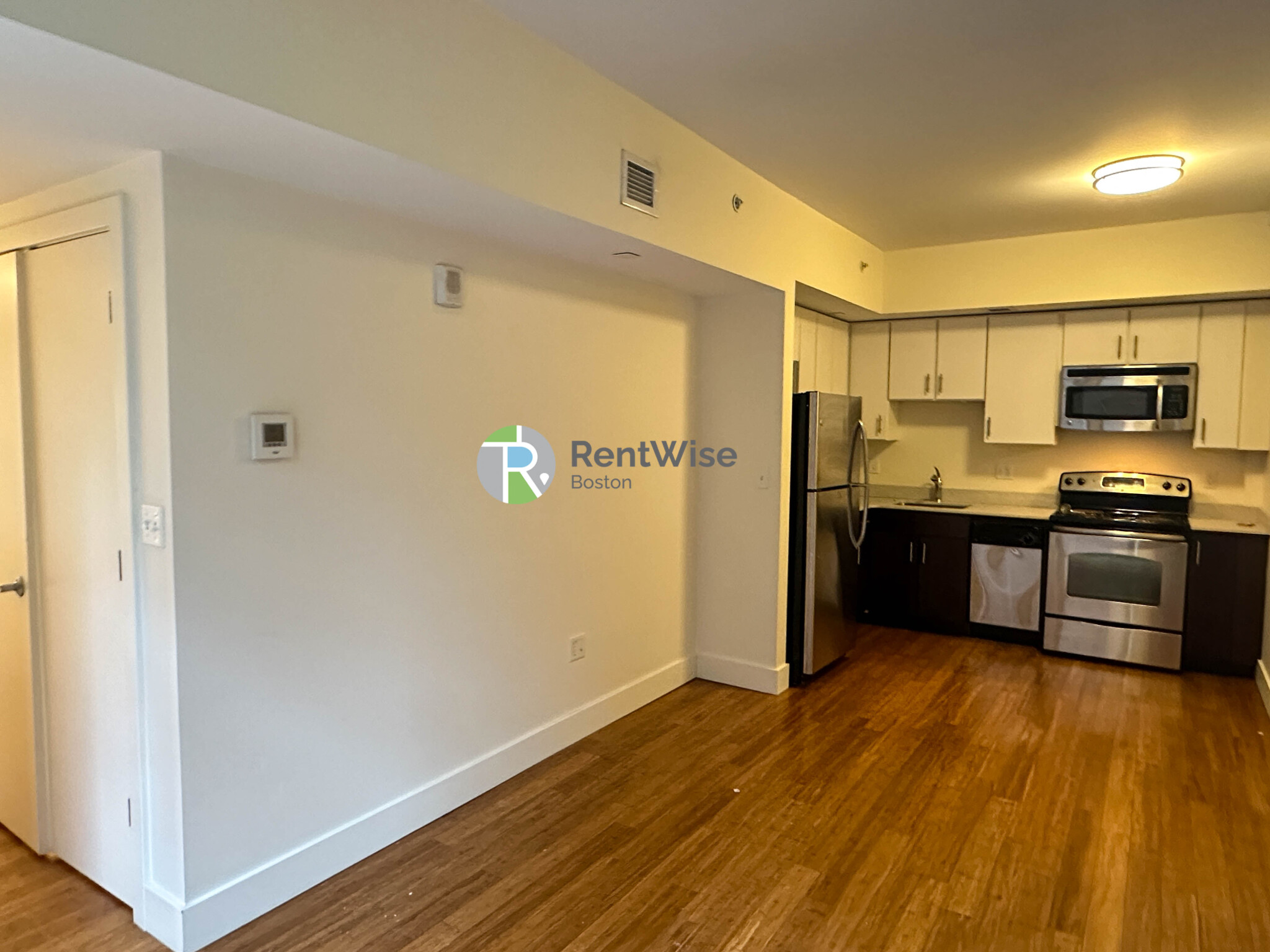 8 Winter St, Downtown