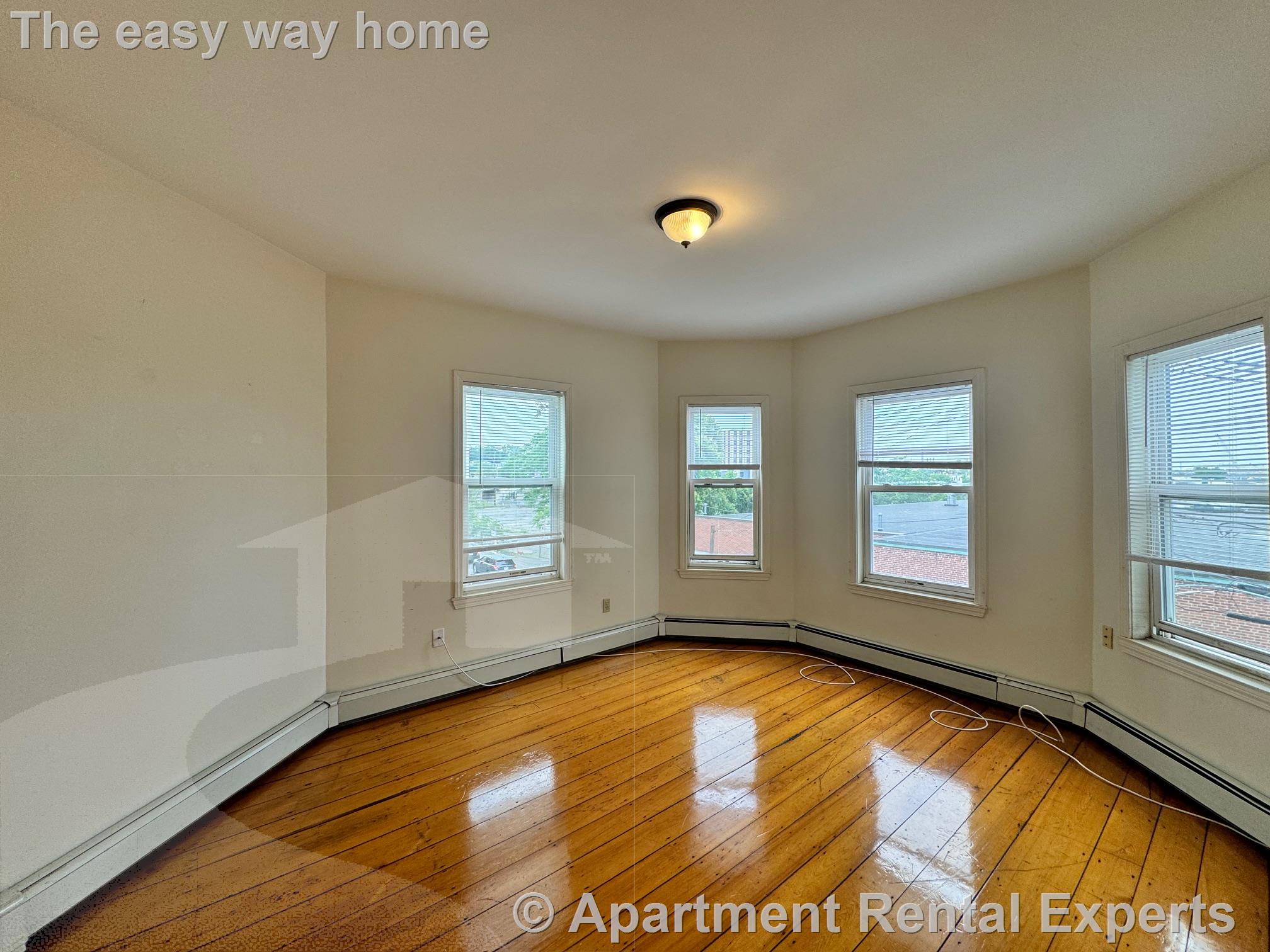 61 Webster Ave, Inman Square