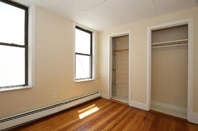 114 Everett St, East Boston