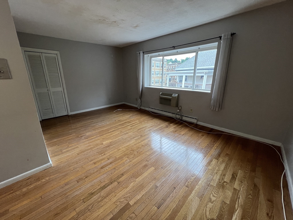 10 Scottfield Rd, Allston