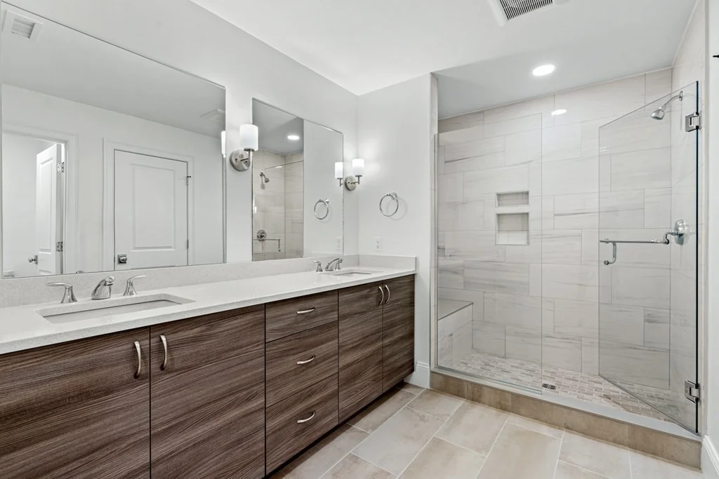 27 Lily Pond Ln, Lexington