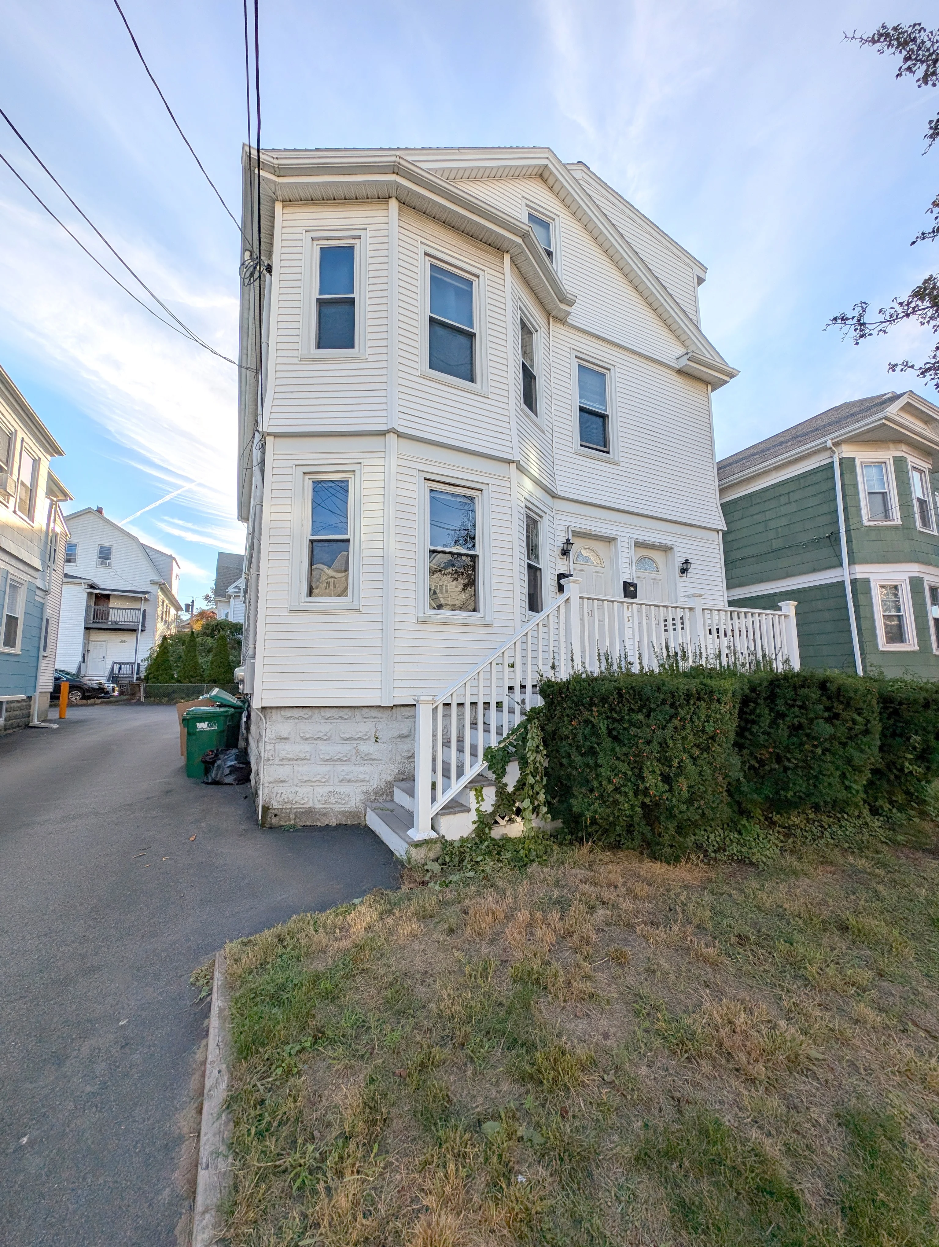 615 Boston Ave, Medford