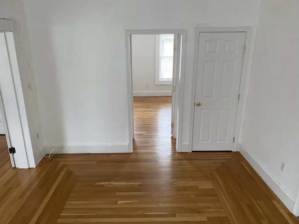 35 Grant St, Milford