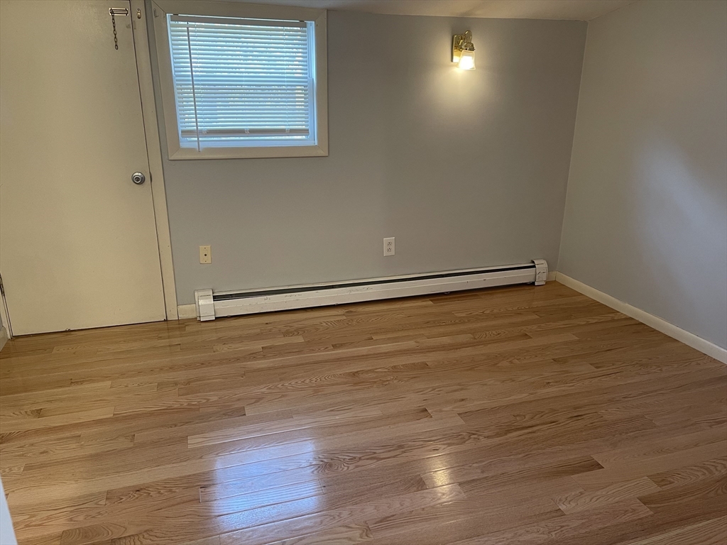 11 Elderberry Dr, North Easton