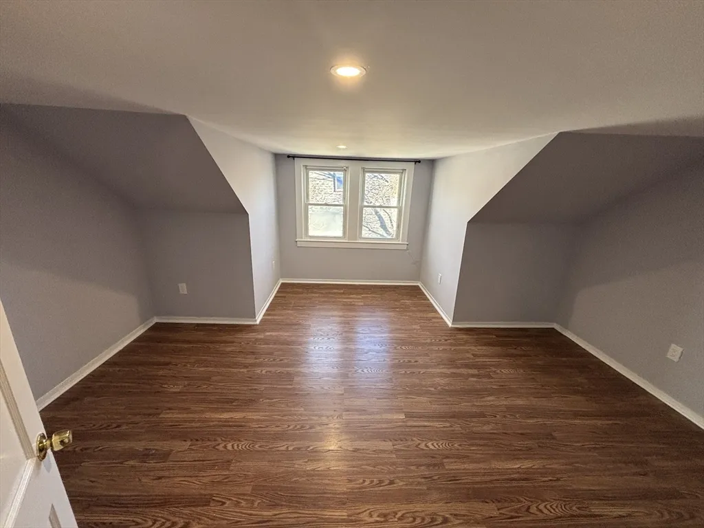 21 Savin Ave, Norwood