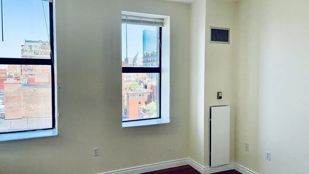 4 Charlesgate E, Back Bay