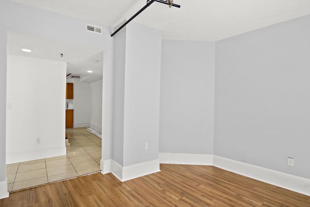 2 Walnut, Dorchester