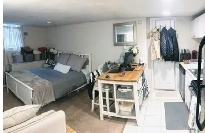 506 East Broadway, South Boston