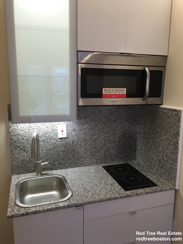 55 Saint Stephen St, Fenway