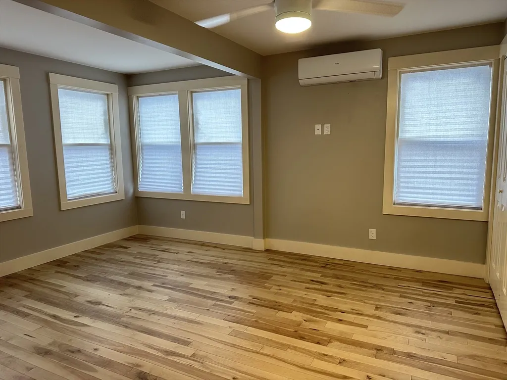 39 Snow St, Brighton