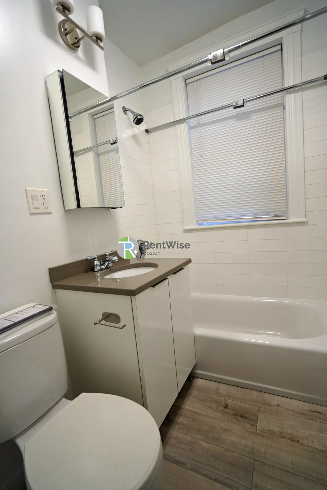 1848 Commonwealth Ave, Brighton