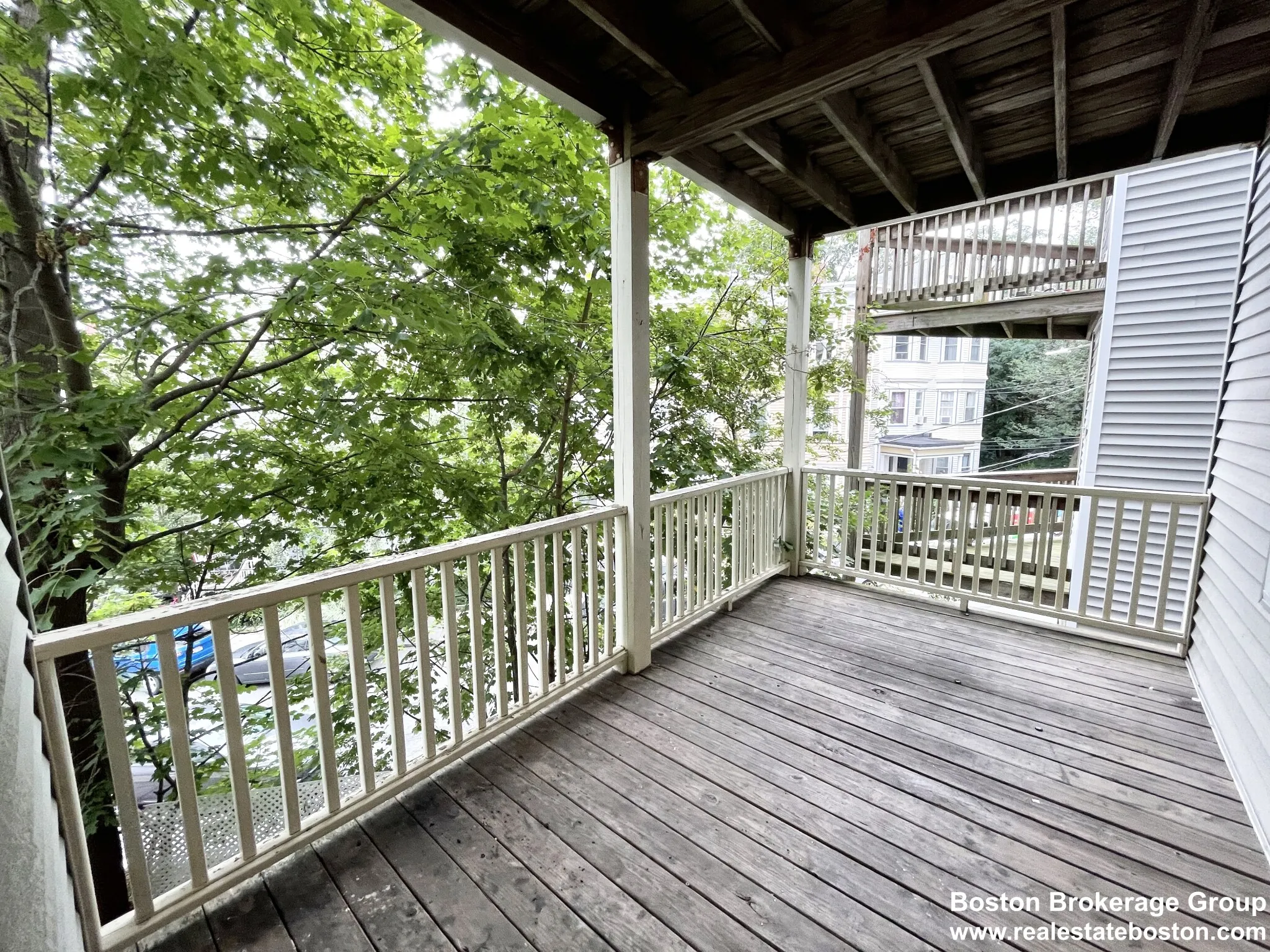 7 Iroquois St, Mission Hill