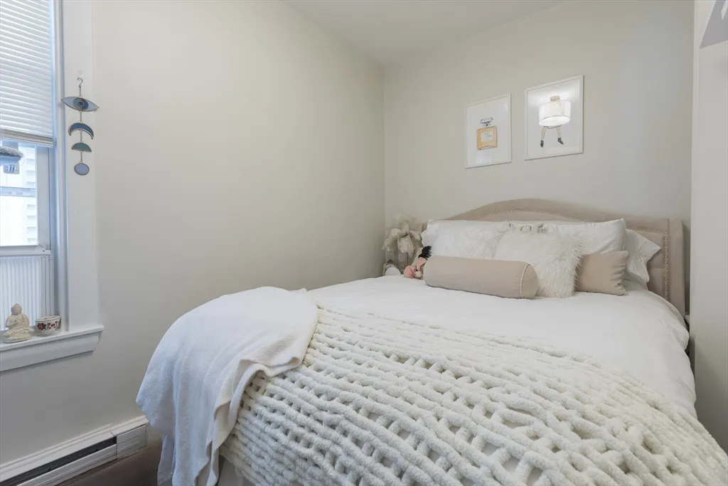 100 H St, South Boston