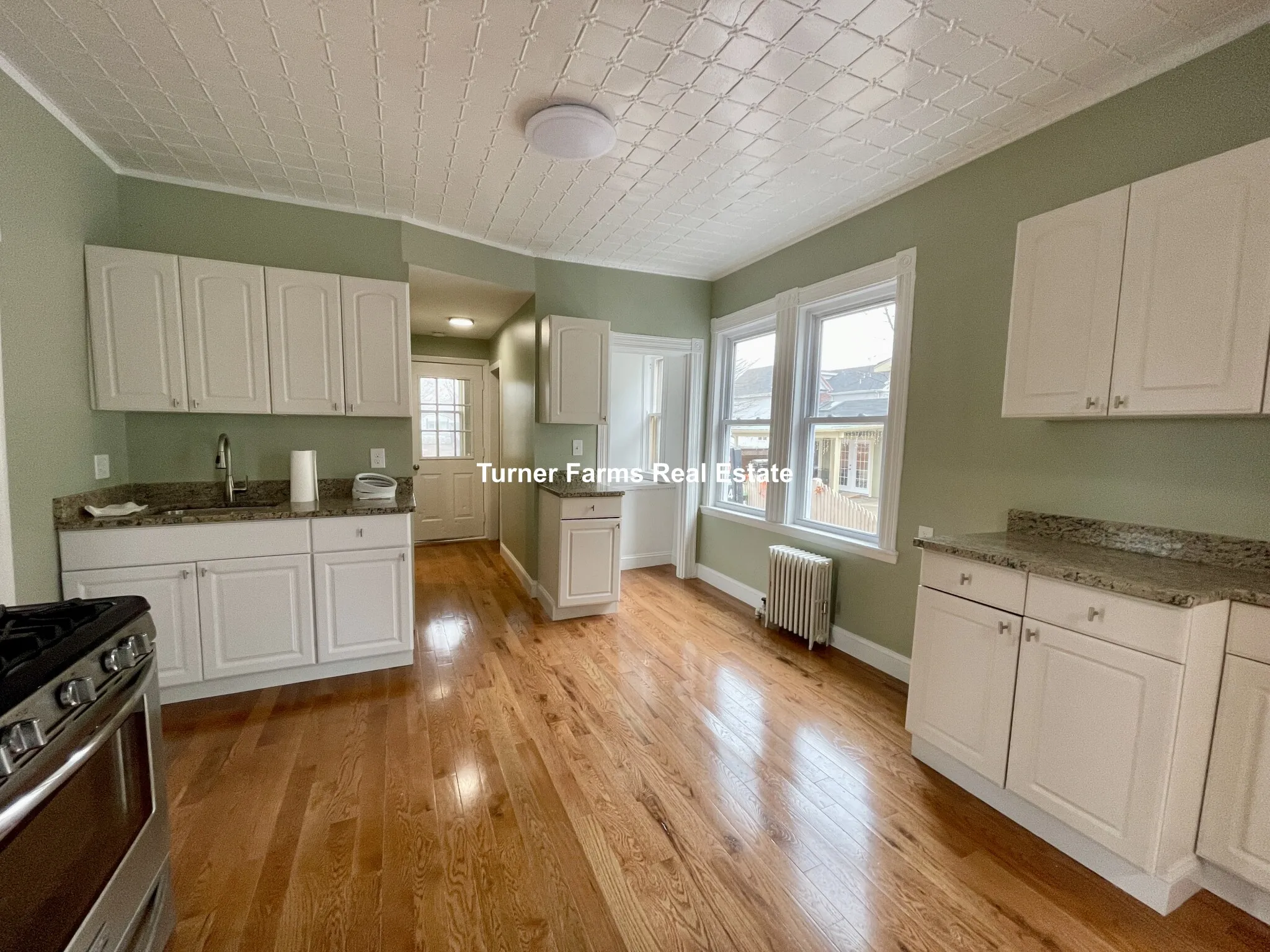 43 Martin St, Medford