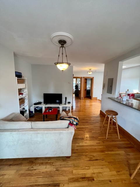 2 bed, 1 bath apartment for rent at 95 East Brookline St Unit 4, South End — photo 5 of 13