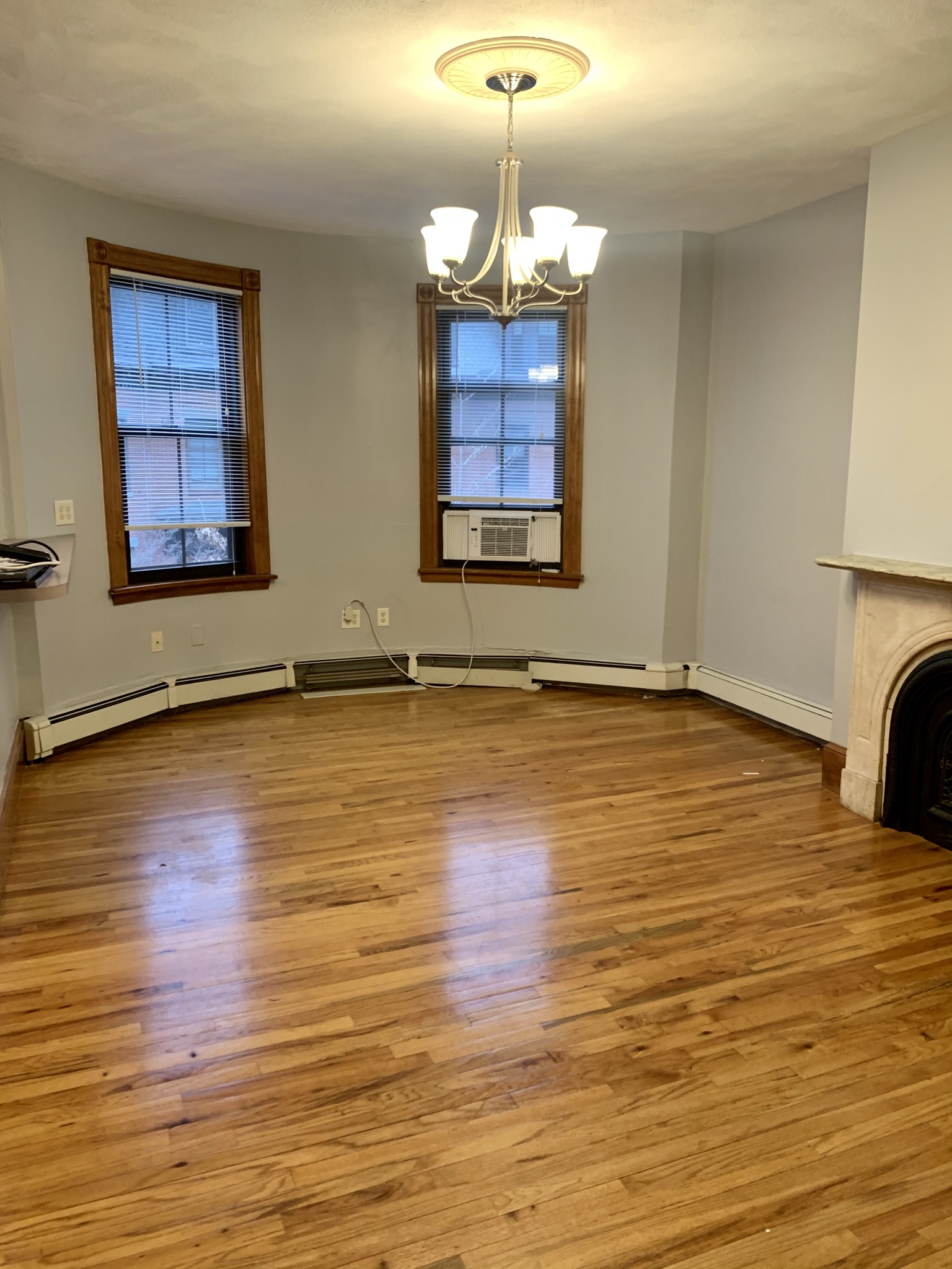 2 bed, 1 bath apartment for rent at 95 East Brookline St Unit 3, South End — photo 3 of 5