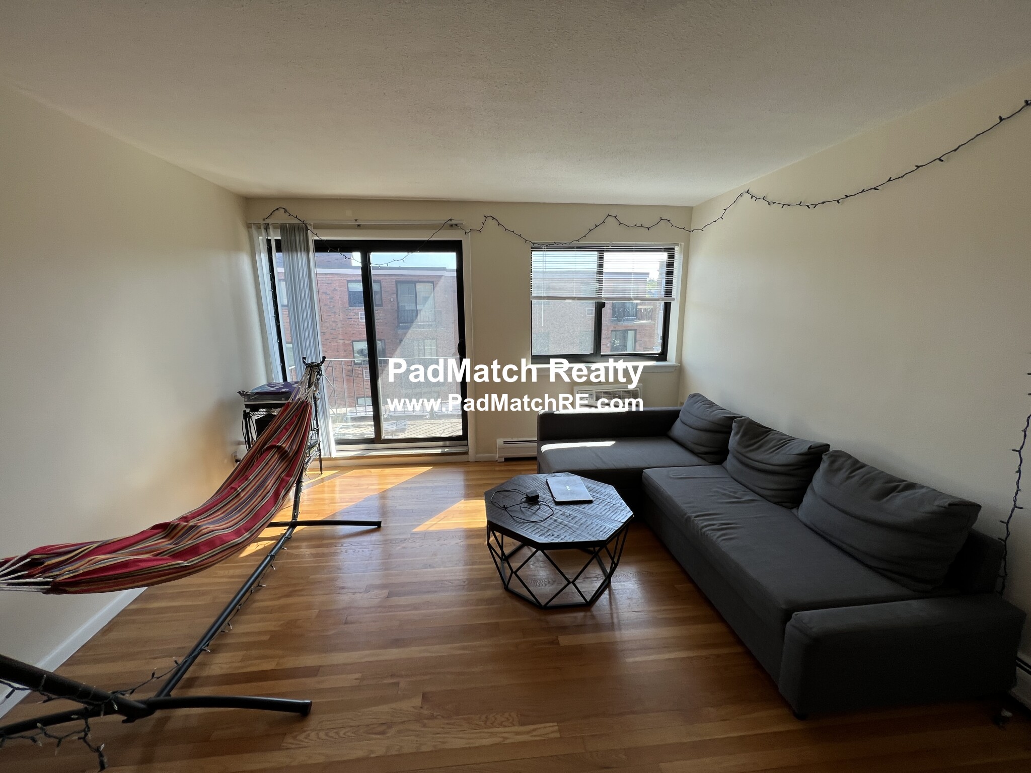 3 bed, 1.5 bath apartment for rent at 1932 Beacon St Unit 3, Brighton — photo 2 of 8