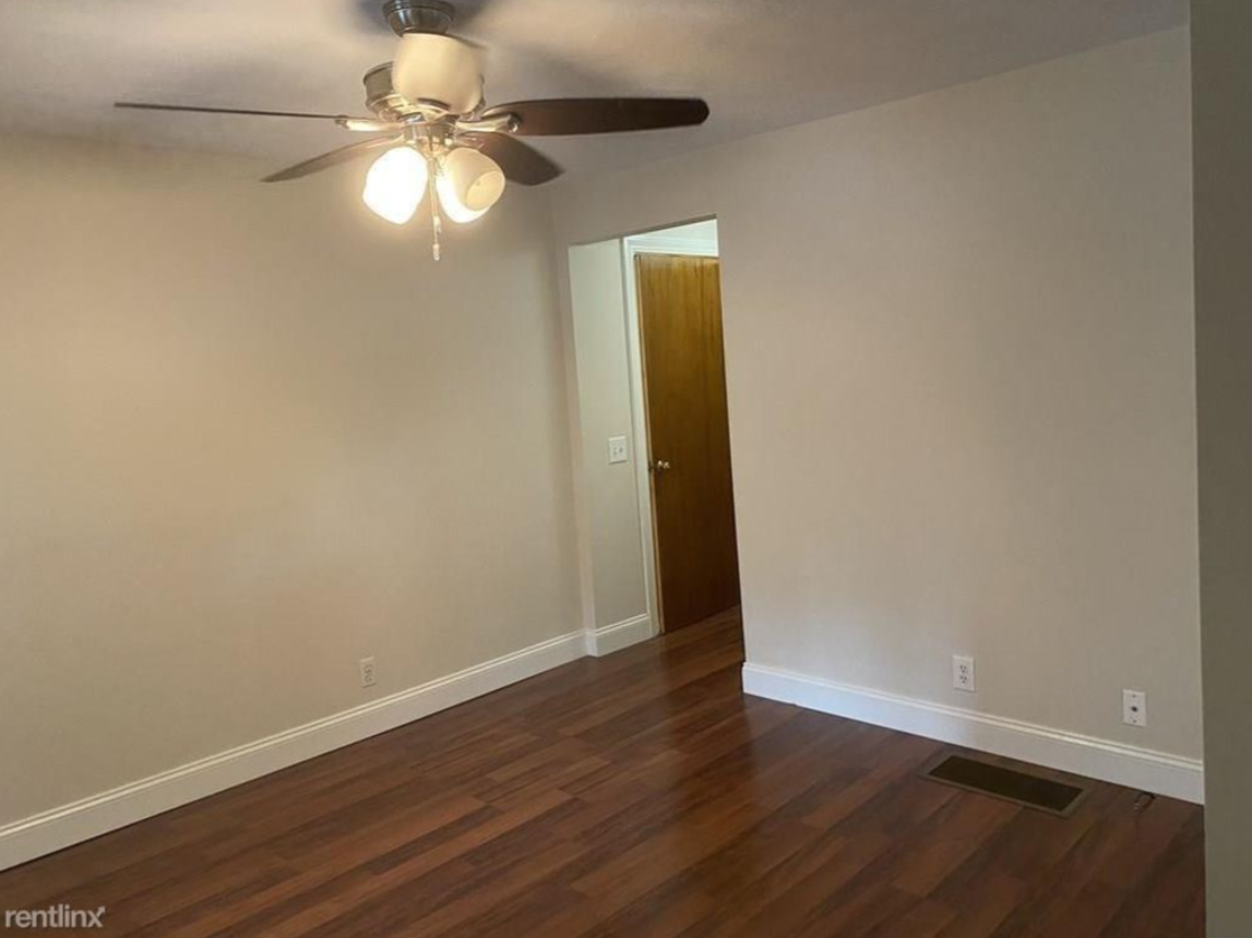 60 Homer Ave, West Cambridge